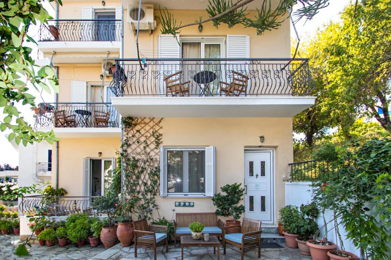 Annis House Hotel Skiathos Town Exterior photo