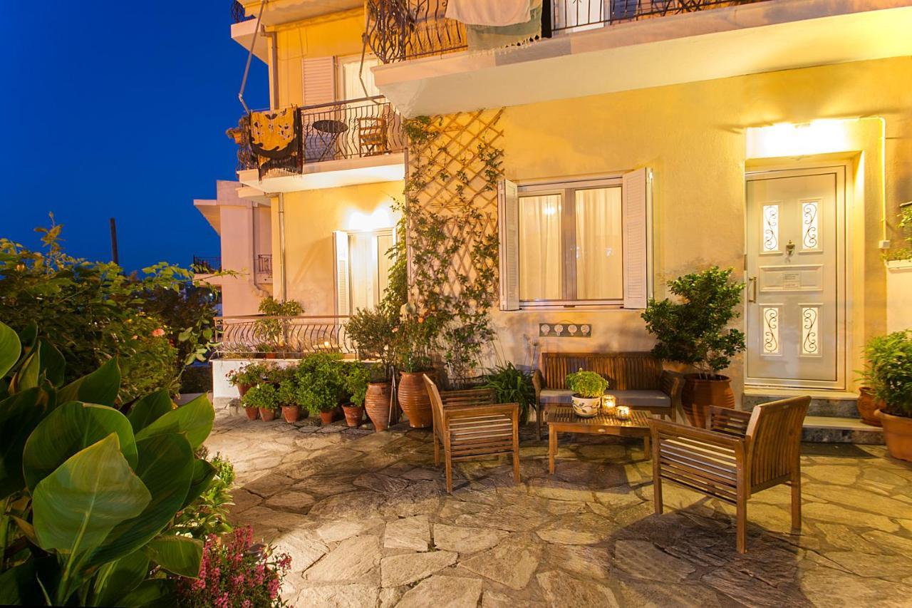 Annis House Hotel Skiathos Town Exterior photo